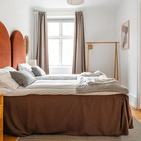 Nyhavn - Luxurious 3-4 Bedroom Apartment *