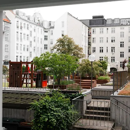 Апартаменты Nyhavn - Luxurious 3-4 Bedroom *