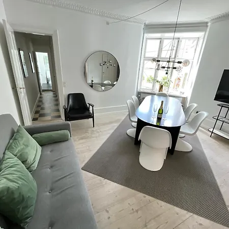 Apartamento Nyhavn - Luxurious 3-4 Bedroom